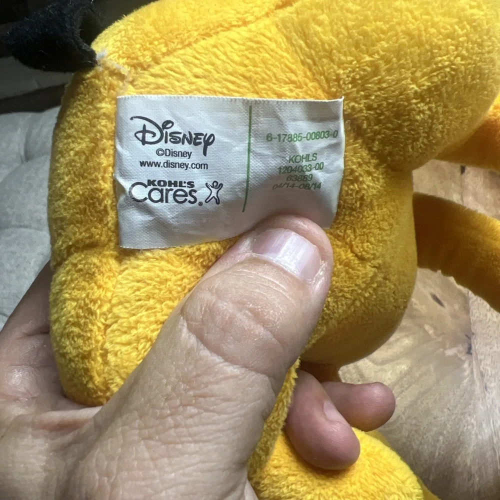 Disney Pluto‎ Plush 16